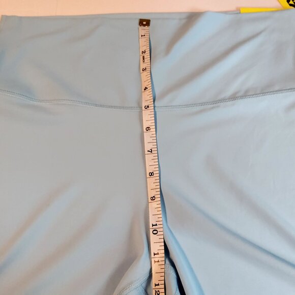 High-Rise 7" Inseam Blue Bike Shorts By All In Motion XL Breathable and moisture - Picture 7 of 9